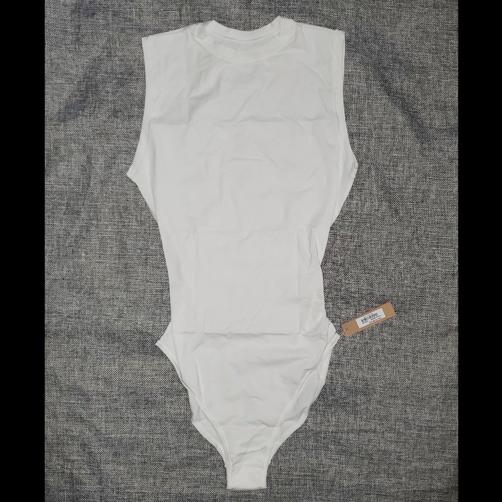NWT SKIMS XXS Body Basics Crew Neck Bodysuit MARBLE